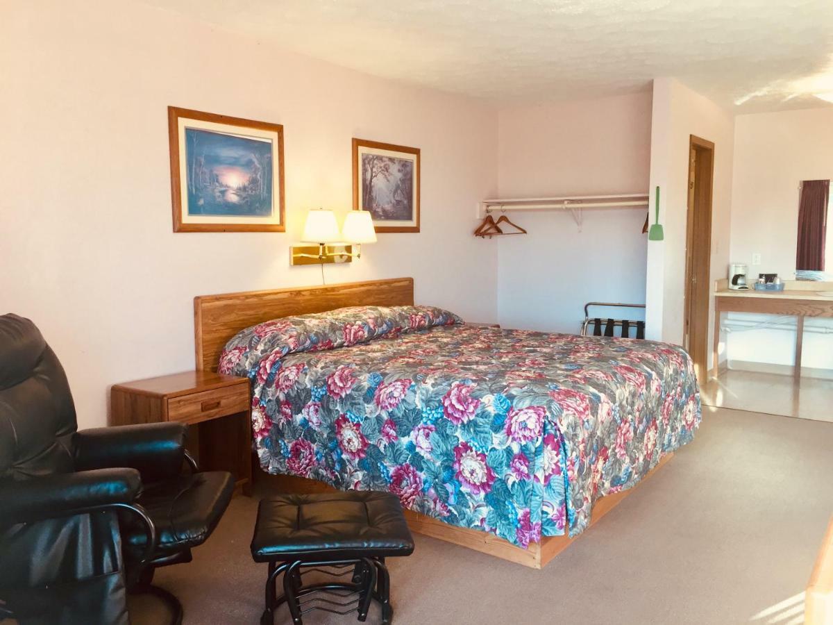 Mountain Country Motor Inn Брансон-Уэст Экстерьер фото